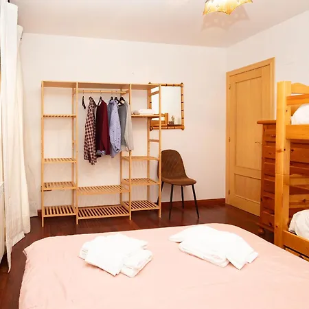 Parque D'arratiecho L Wifi L Centrico L Amplio Biescas (Aragon)